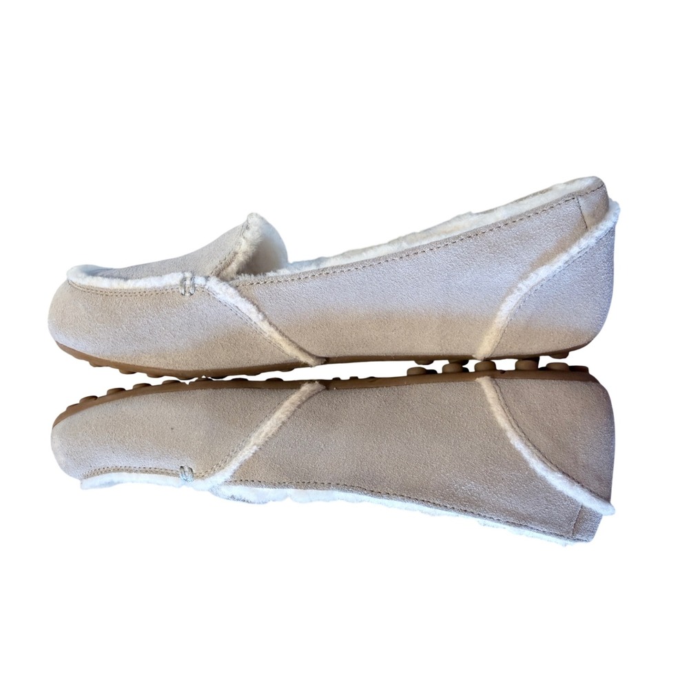 UGG Women's Gray Suede Sheepskin Lined Moccasin Slippers Comfort Shoes‎ Size 12 - Picture 5 of 16